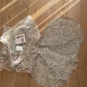 Chilewich Petal Round placemat silver 6 set